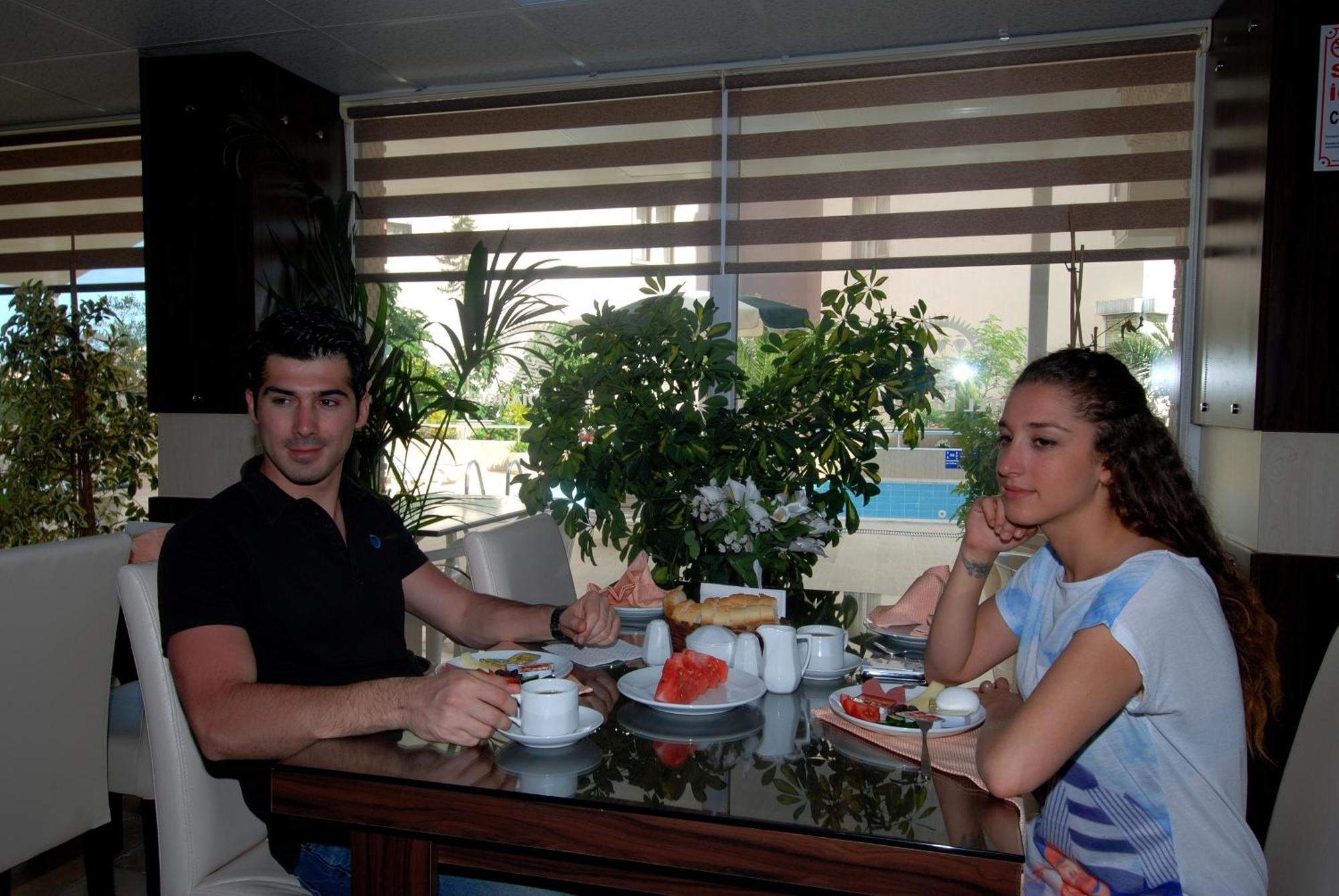 Lara Diamond Hotel Antalya Buitenkant foto