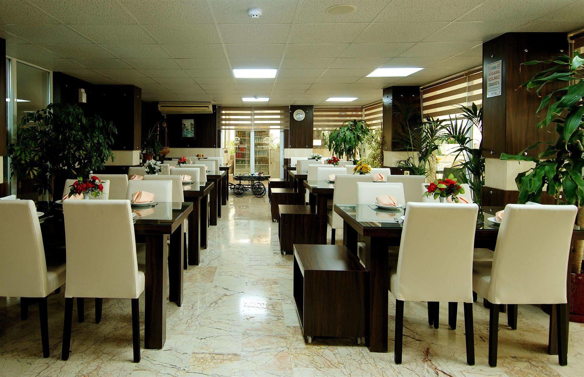 Lara Diamond Hotel Antalya Buitenkant foto